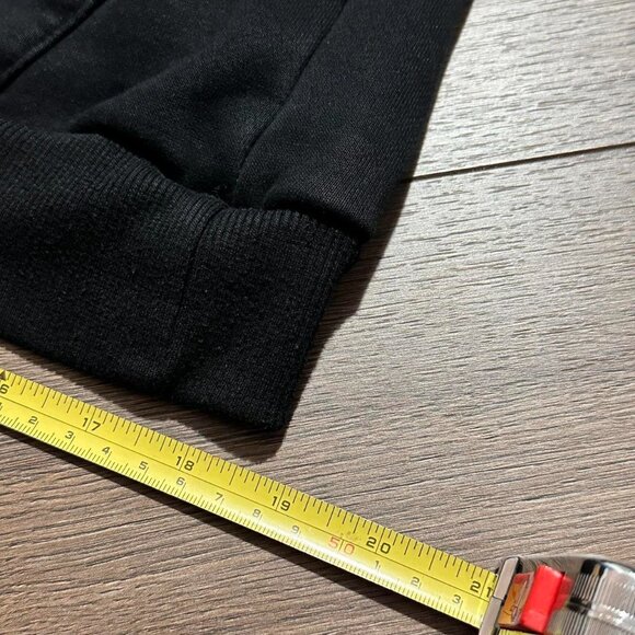 Trapstar Black Hoodie Red White Logo – Size M - Picture 3 of 8